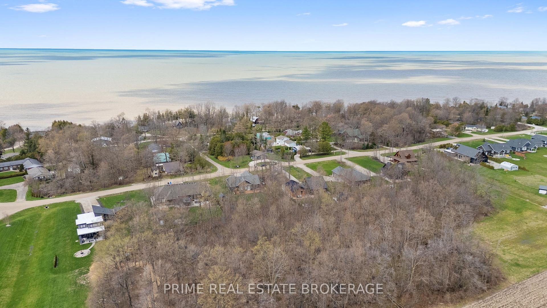 Photo 7 of 74356 Driftwood Drive, Bluewater, Bayfield — HOMEH