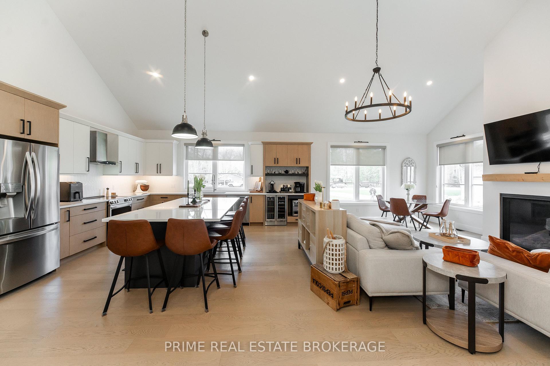 Photo 11 of 74356 Driftwood Drive, Bluewater, Bayfield — HOMEH