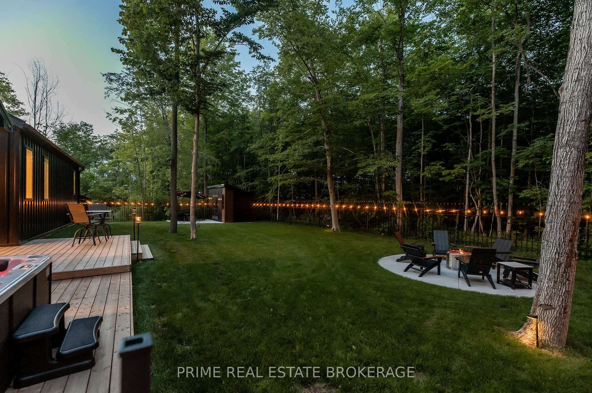 Photo 3 of 74356 Driftwood Drive, Bluewater, Bayfield — HOMEH