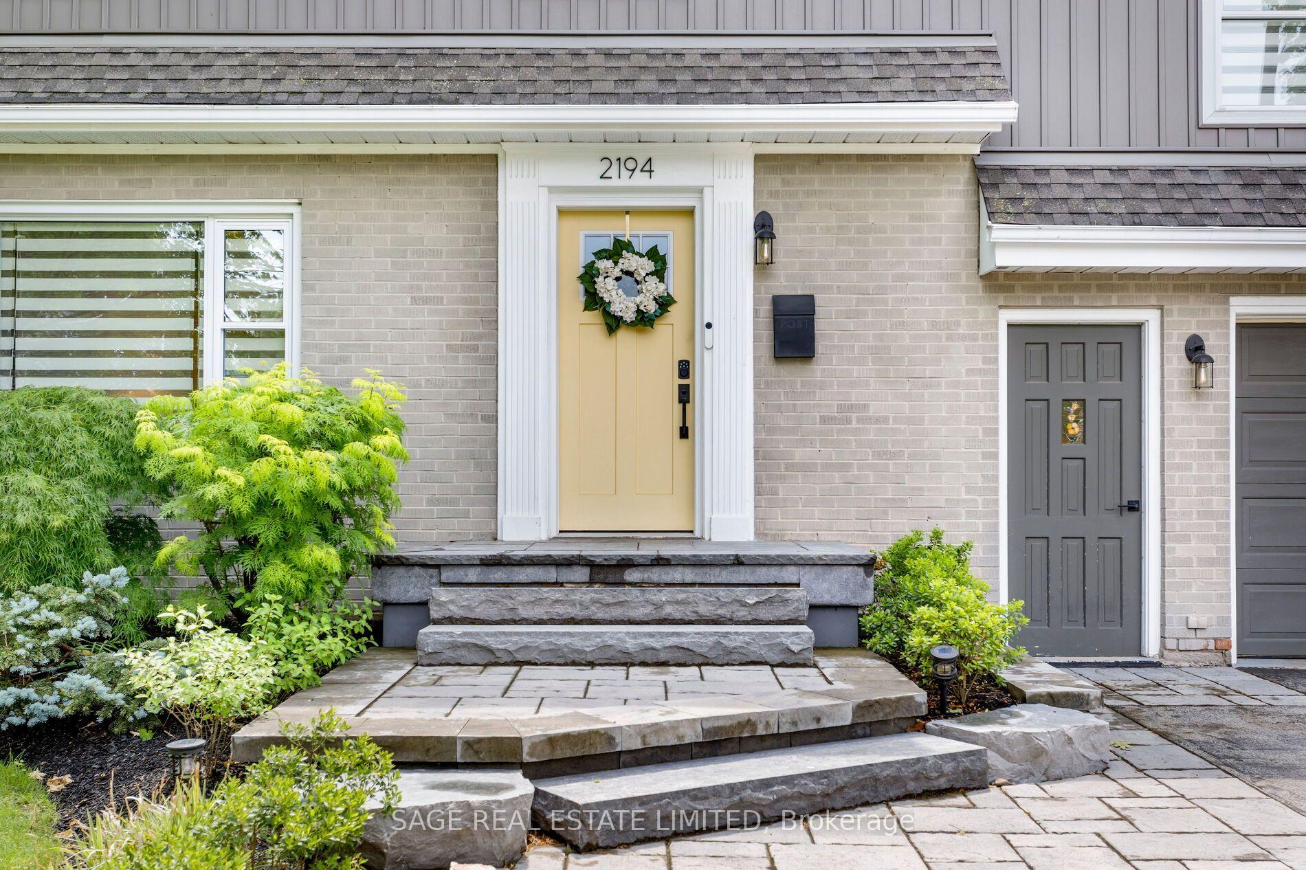 Photo 2 of 2194 Yorkshire Crescent, Burlington, Brant — HOMEH