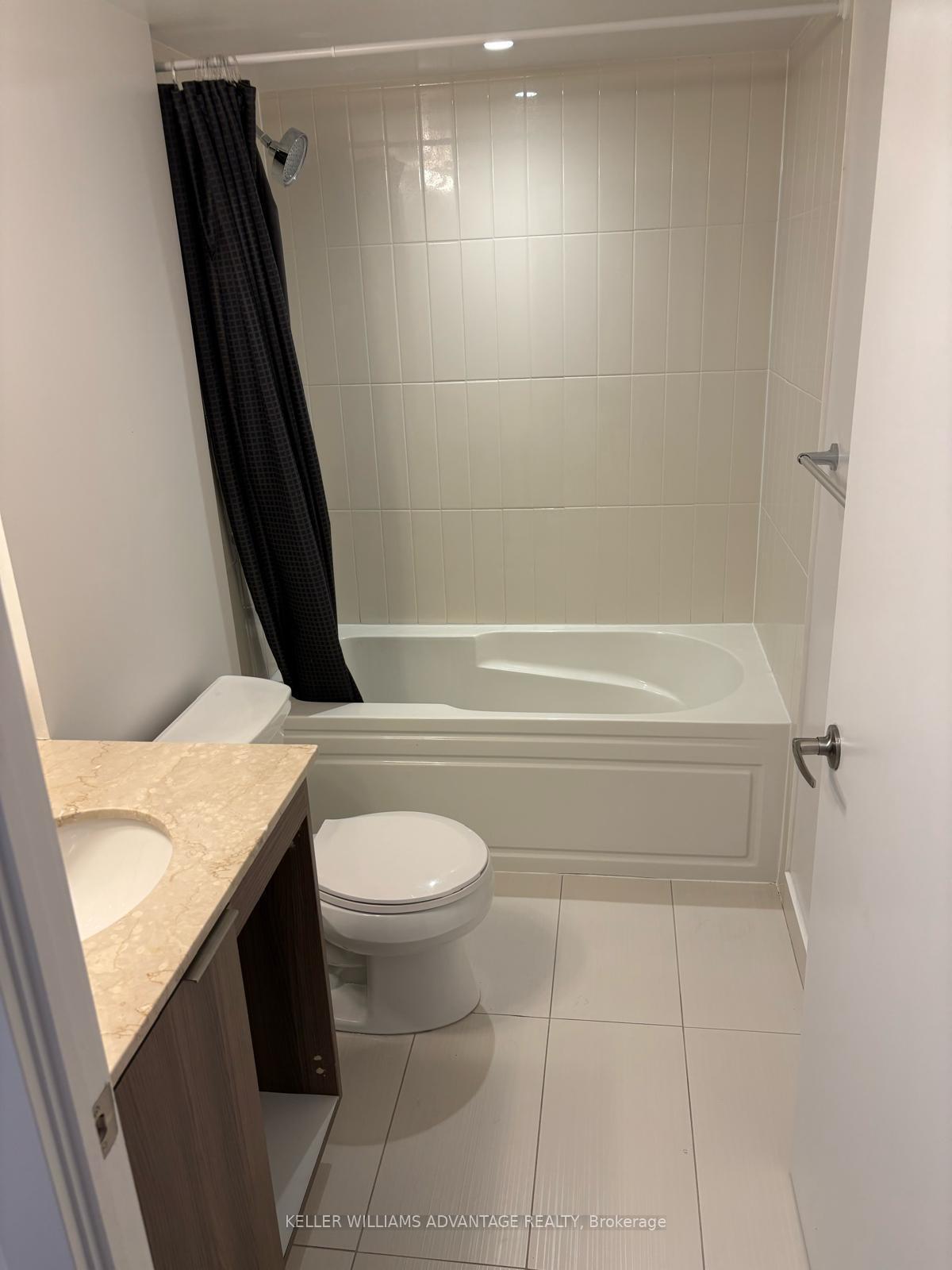 Photo 8 of Unit 1218, 955 Bay Street, Toronto, Bay Street Corridor — HOMEH
