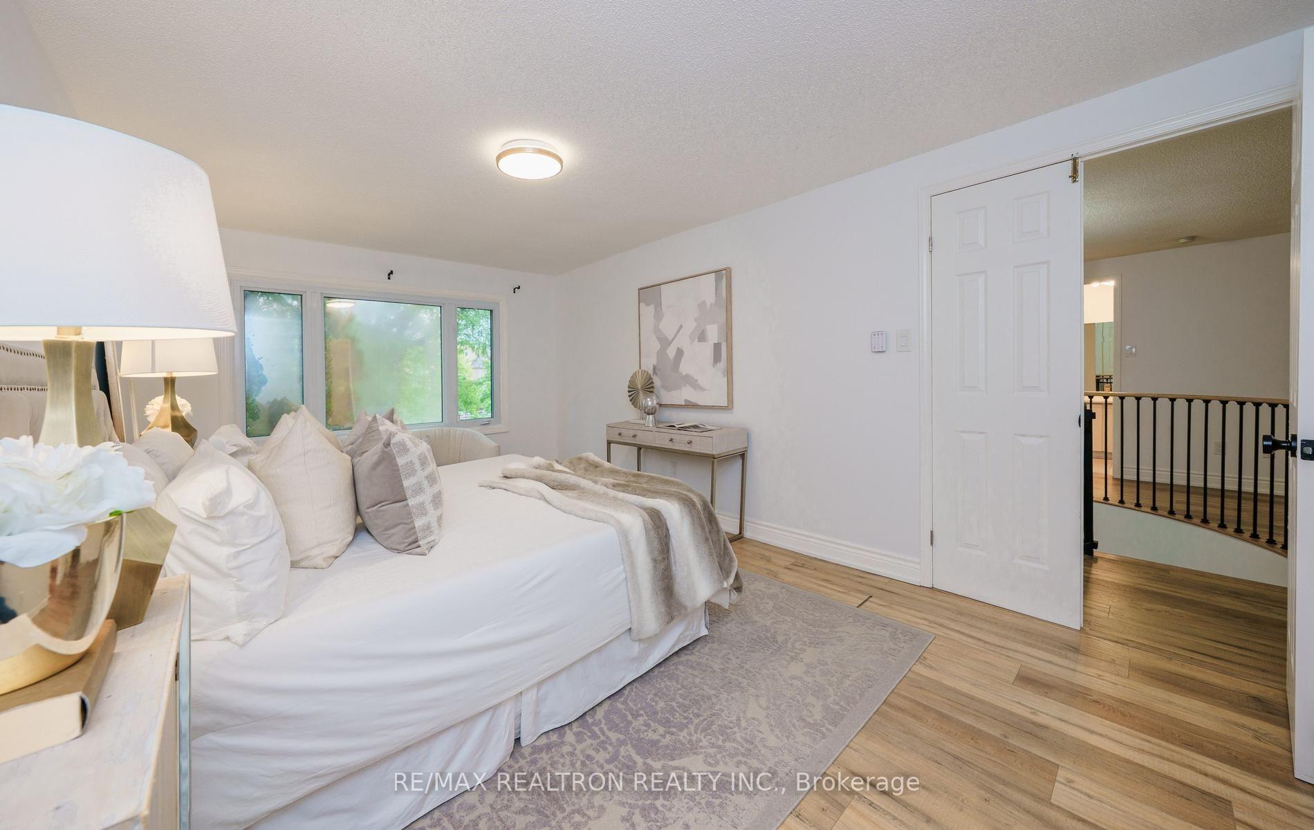 Photo 30 of 46 Michael Court, Vaughan, Crestwood-Springfarm-Yorkhill — HOMEH