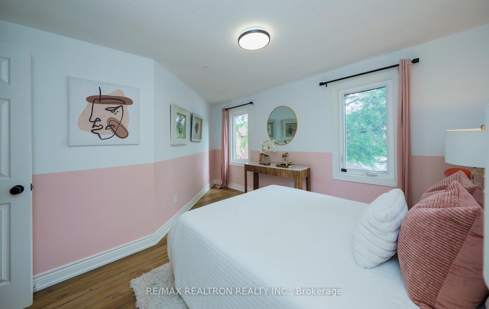 Photo 39 of 46 Michael Court, Vaughan, Crestwood-Springfarm-Yorkhill — HOMEH
