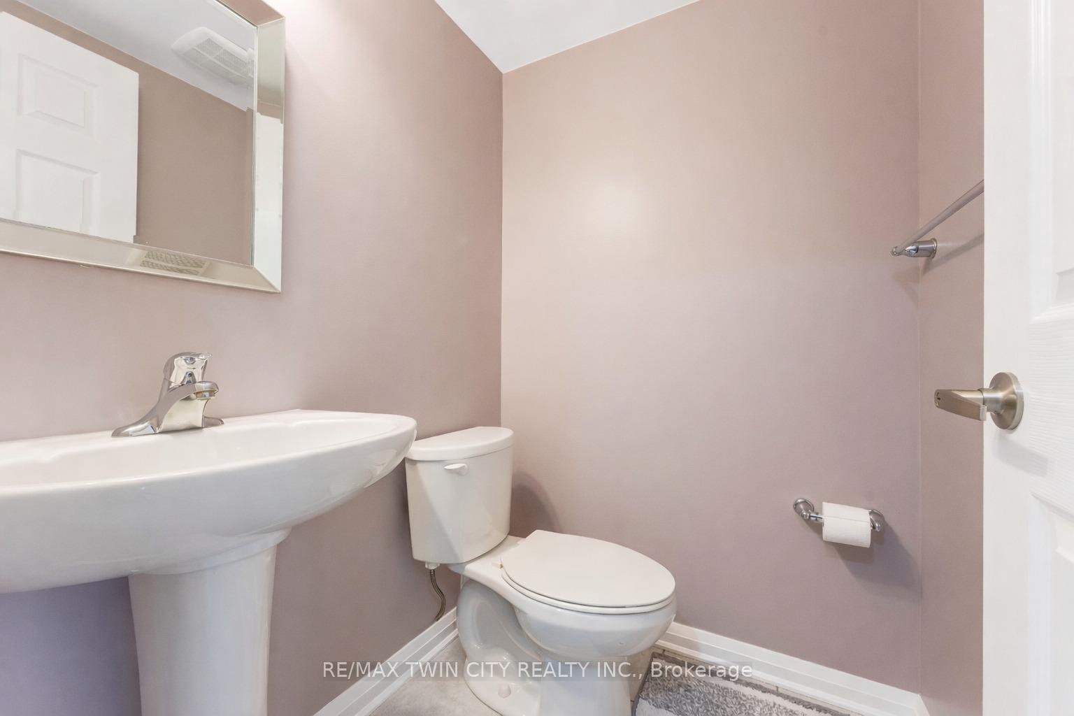 Photo 16 of 334 Apple Hill Crescent, Kitchener, Trussler — HOMEH