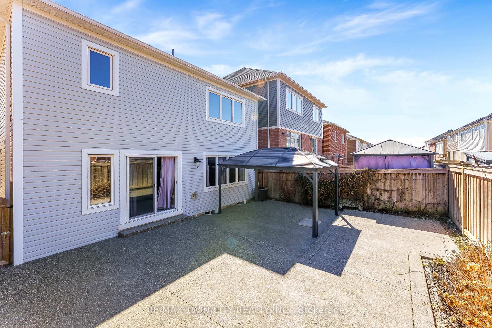 Photo 34 of 334 Apple Hill Crescent, Kitchener, Trussler — HOMEH