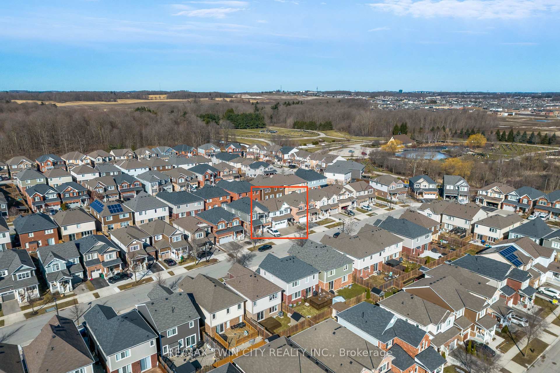 Photo 41 of 334 Apple Hill Crescent, Kitchener, Trussler — HOMEH