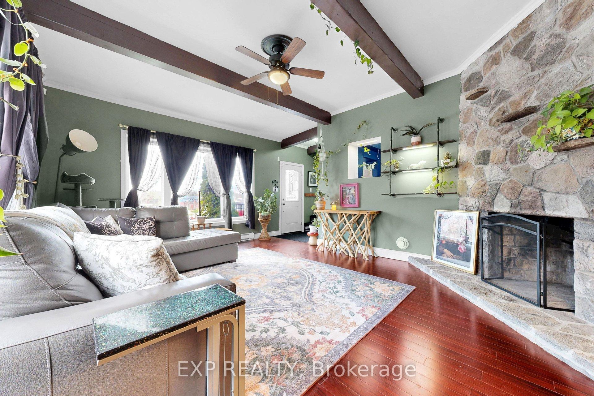 Photo 11 of 348 Elgin Street W, Cobourg — HOMEH