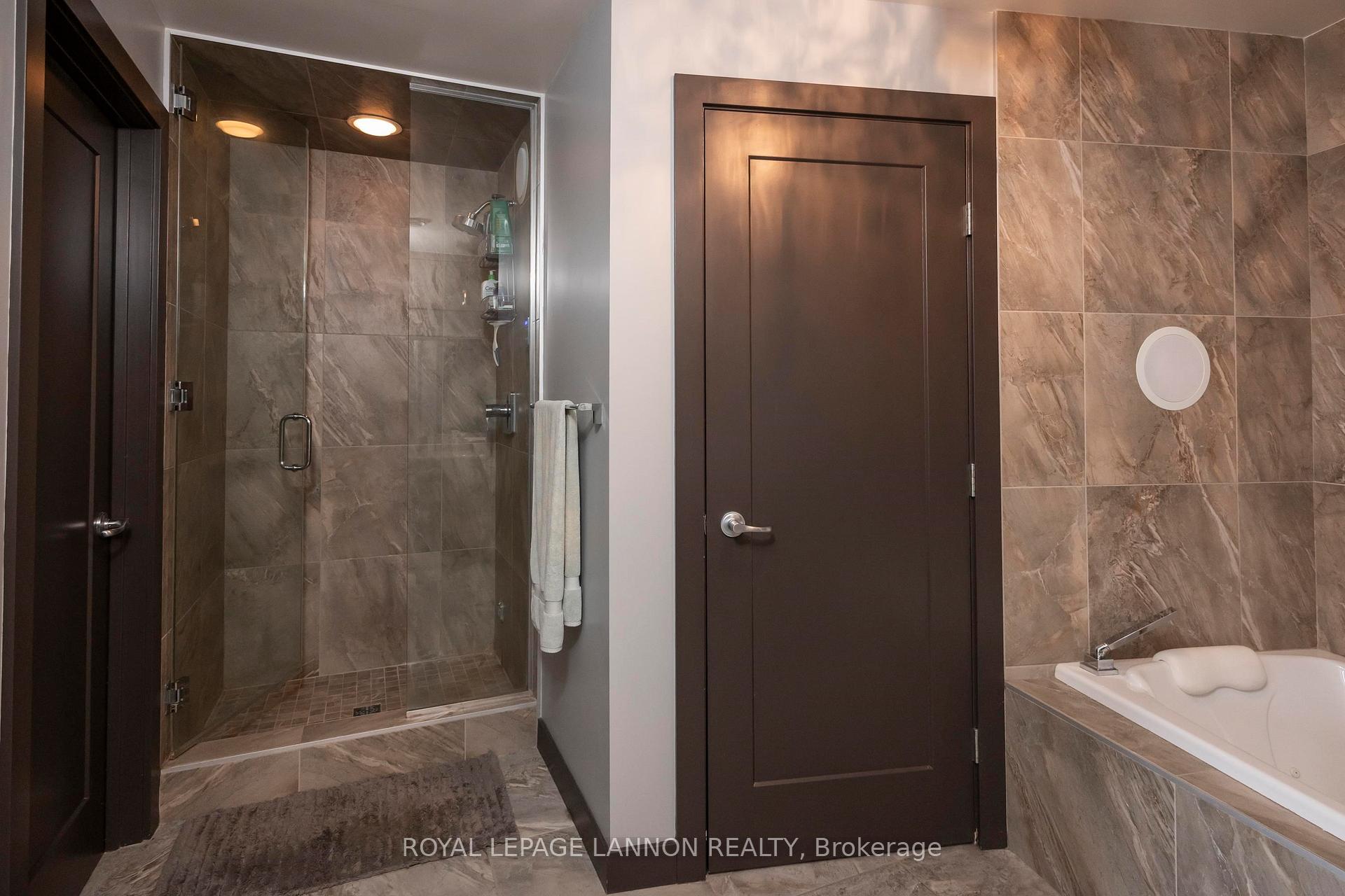Photo 26 of Unit 1502, 2280 Sleeping Giant Parkway, Thunder Bay, Lakefront — HOMEH