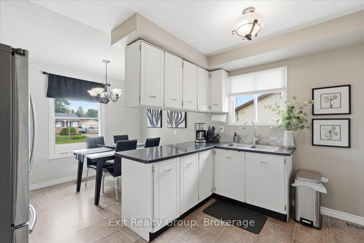 Photo 9 of 51 Sidney Road, Quinte West, Frankford Ward — HOMEH
