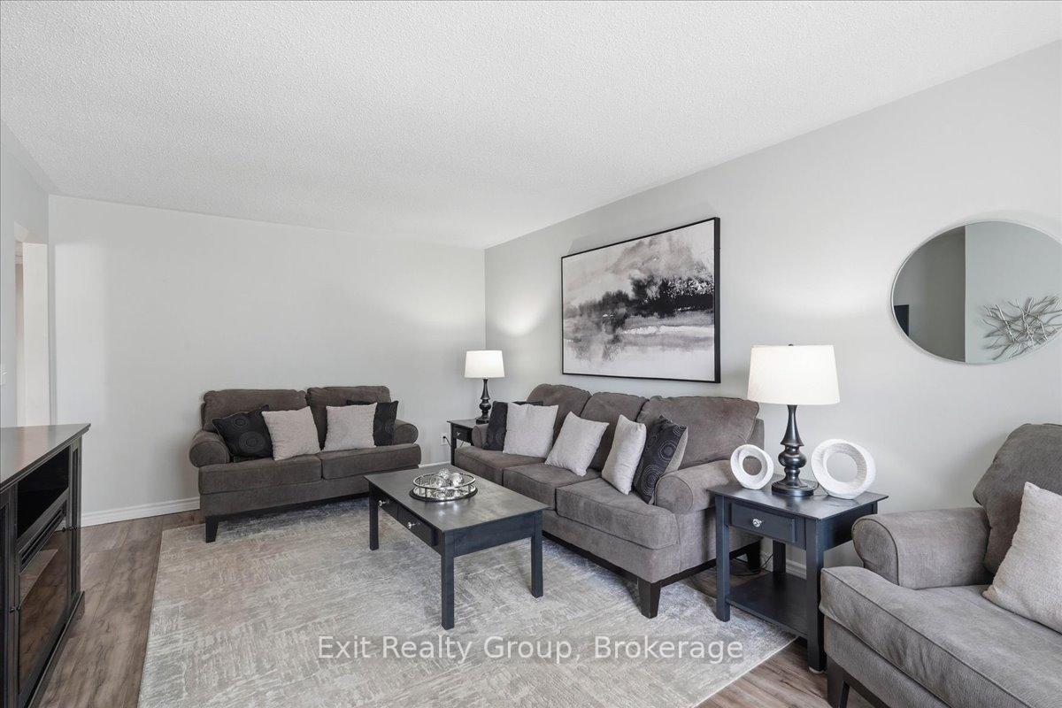 Photo 11 of 51 Sidney Road, Quinte West, Frankford Ward — HOMEH