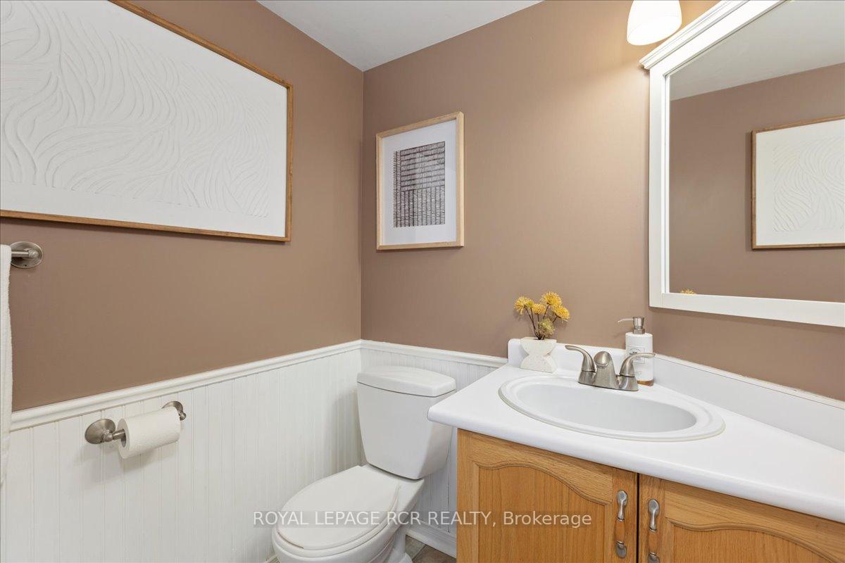 Photo 6 of 54 Breakwater Drive, Whitby, Port Whitby — HOMEH