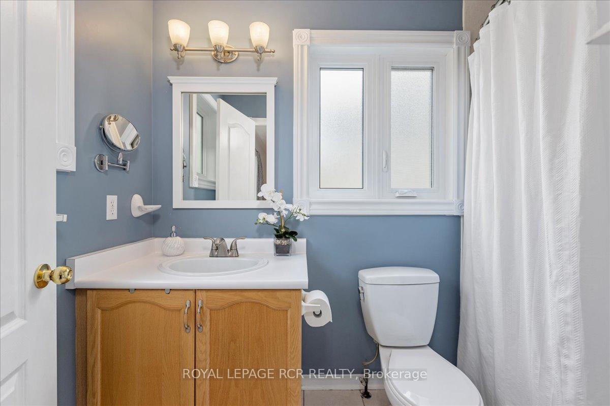Photo 20 of 54 Breakwater Drive, Whitby, Port Whitby — HOMEH