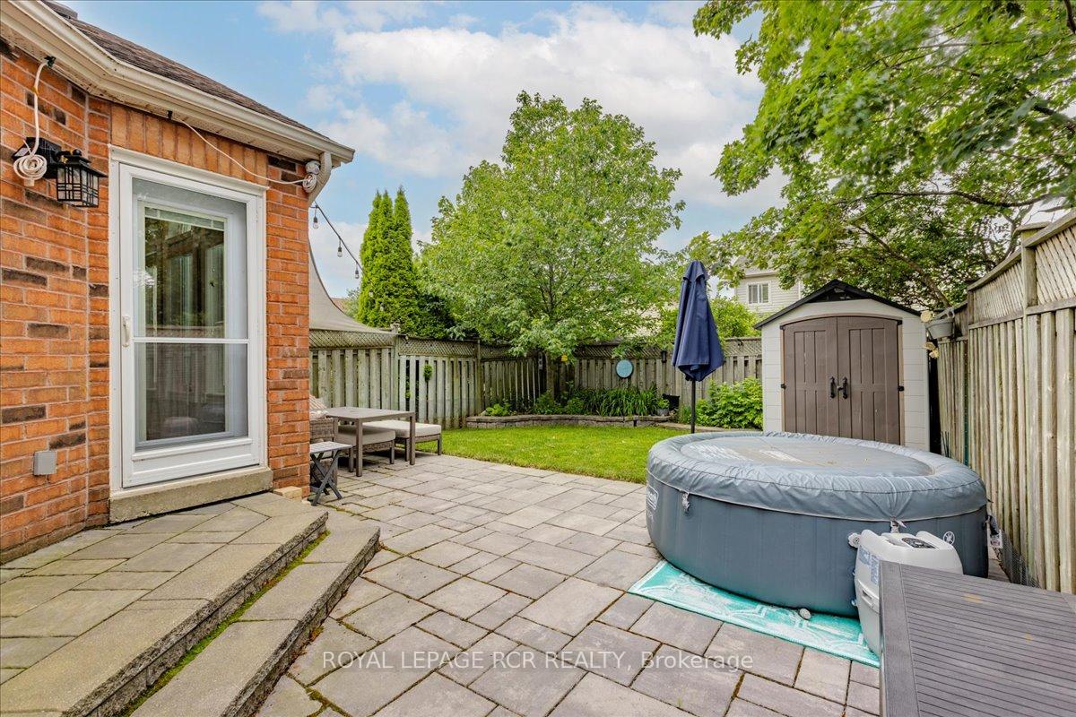 Photo 28 of 54 Breakwater Drive, Whitby, Port Whitby — HOMEH