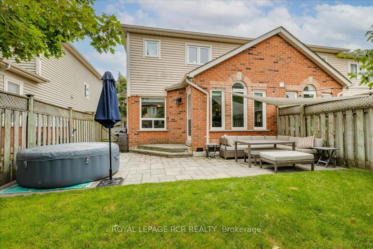 Photo 32 of 54 Breakwater Drive, Whitby, Port Whitby — HOMEH