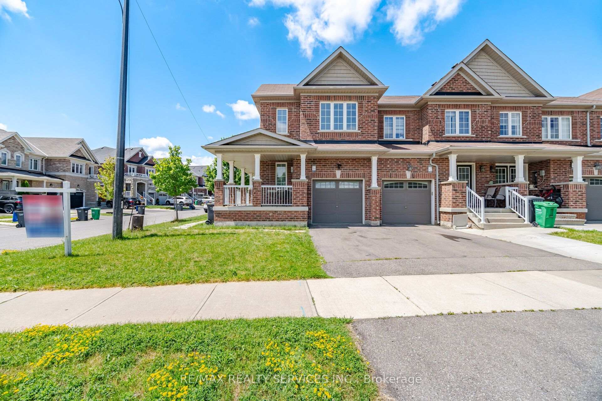 Photo 7 of 144 Baffin Crescent, Brampton, Northwest Brampton — HOMEH