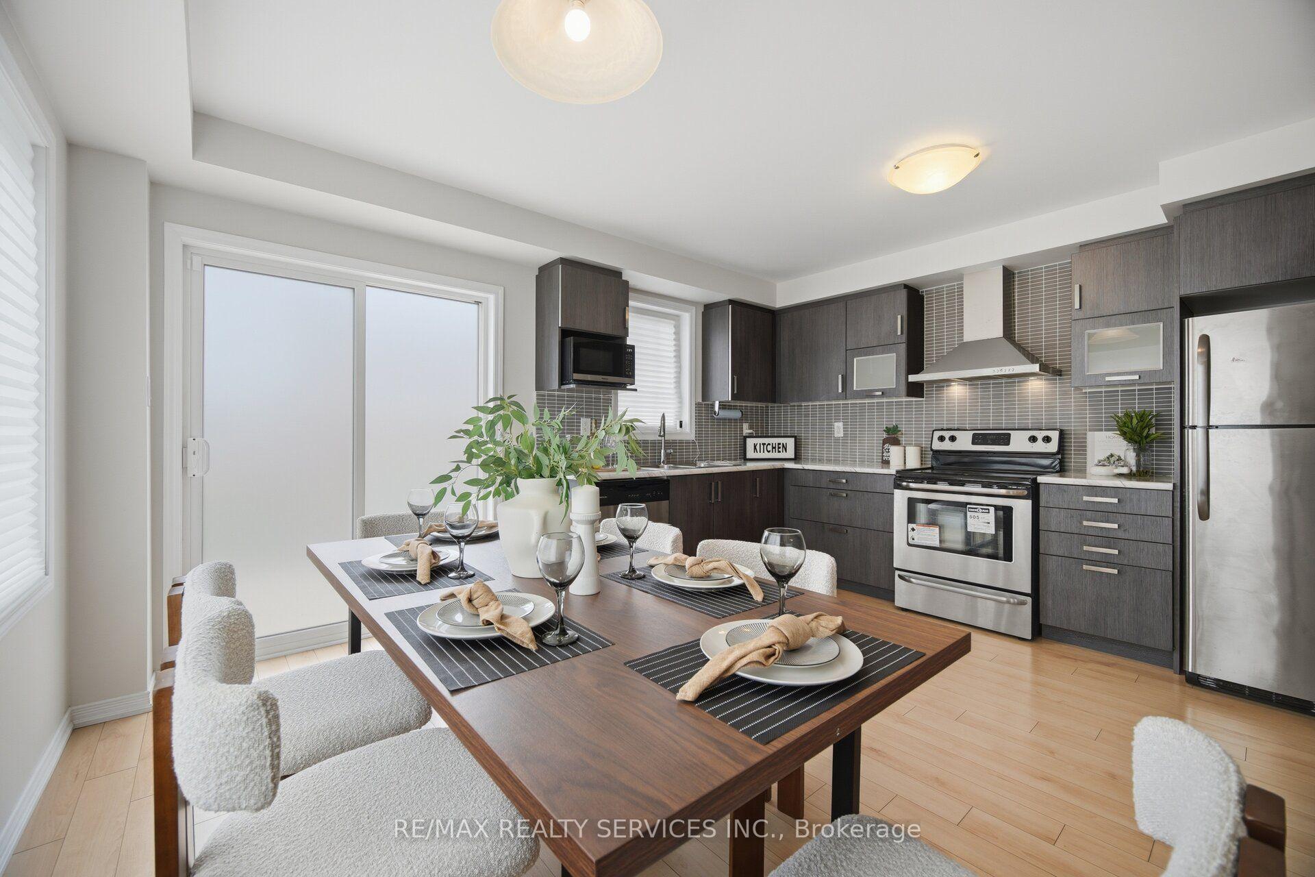 Photo 15 of 144 Baffin Crescent, Brampton, Northwest Brampton — HOMEH
