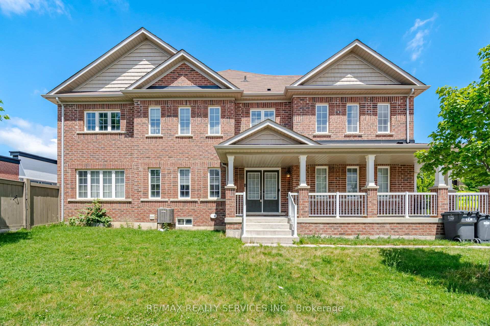 Photo 19 of 144 Baffin Crescent, Brampton, Northwest Brampton — HOMEH