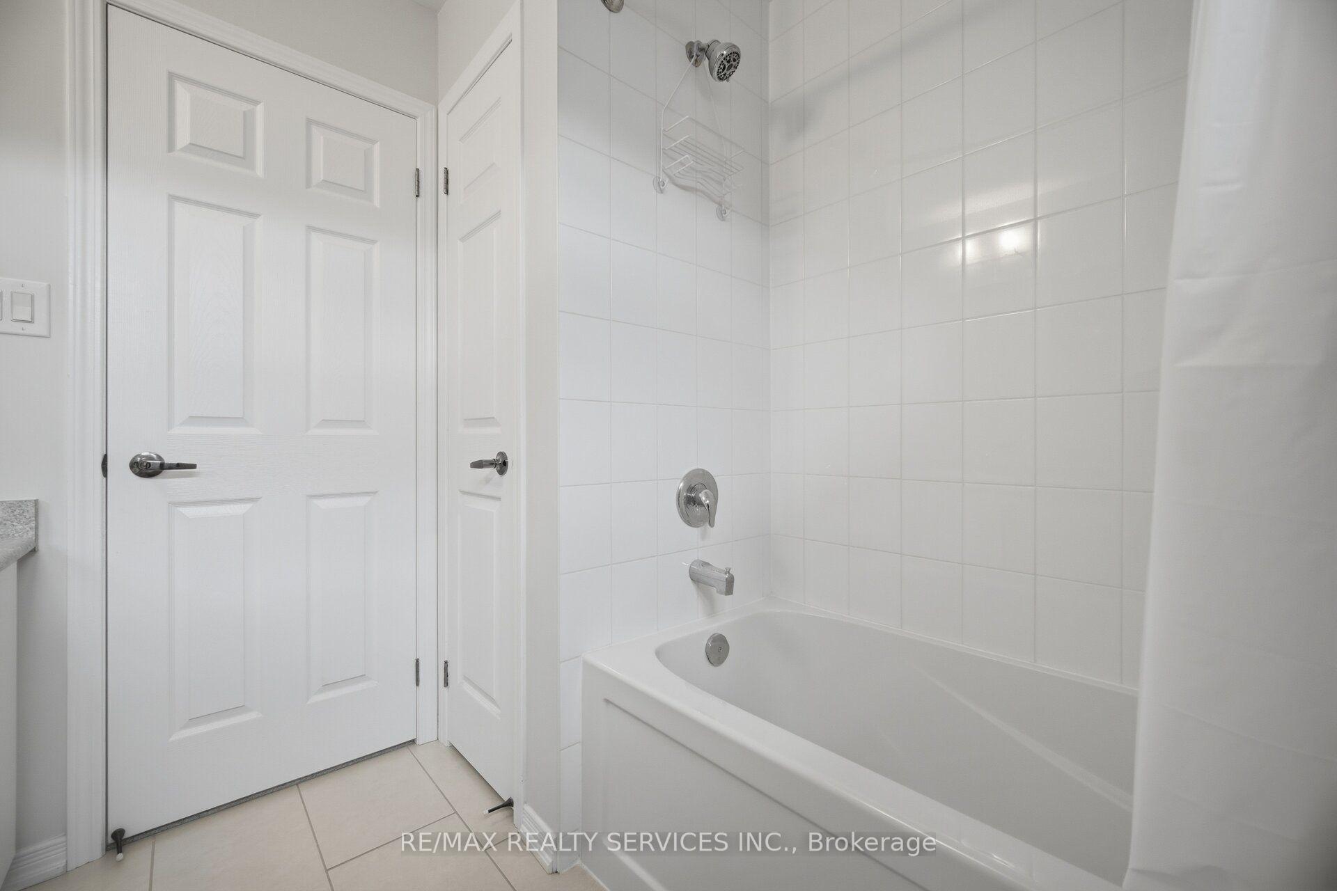 Photo 38 of 144 Baffin Crescent, Brampton, Northwest Brampton — HOMEH