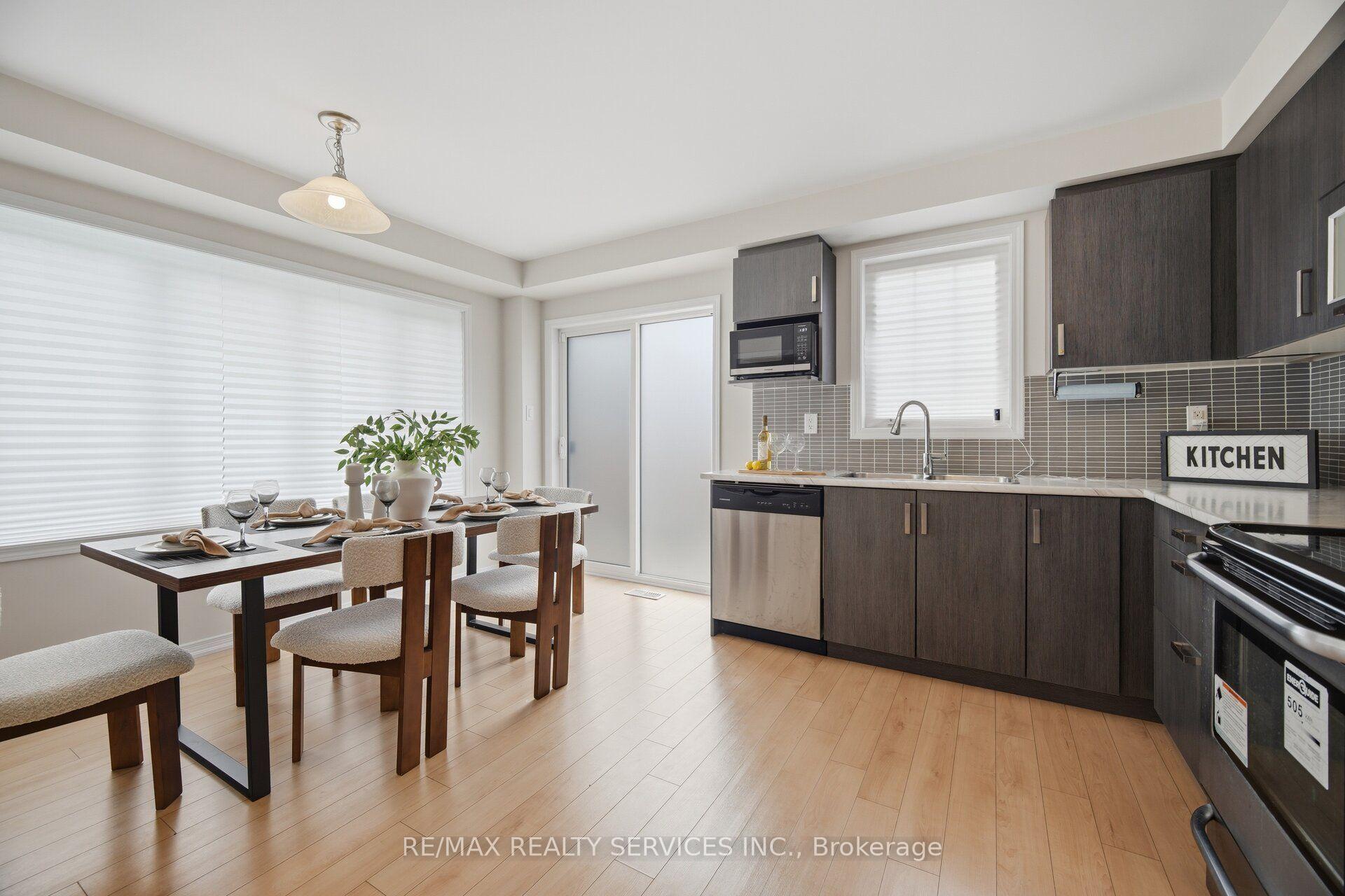 Photo 45 of 144 Baffin Crescent, Brampton, Northwest Brampton — HOMEH