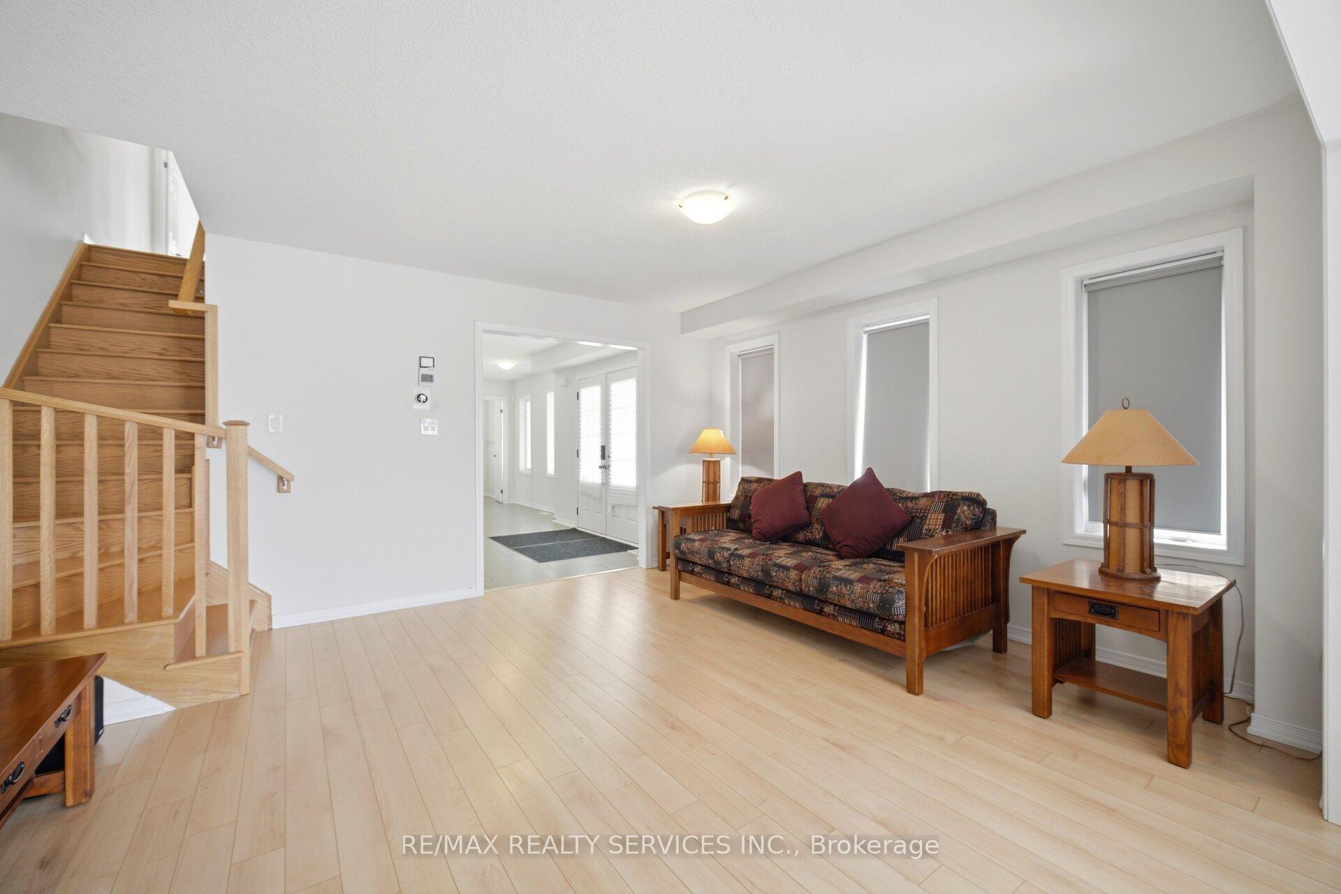 Photo 58 of 144 Baffin Crescent, Brampton, Northwest Brampton — HOMEH