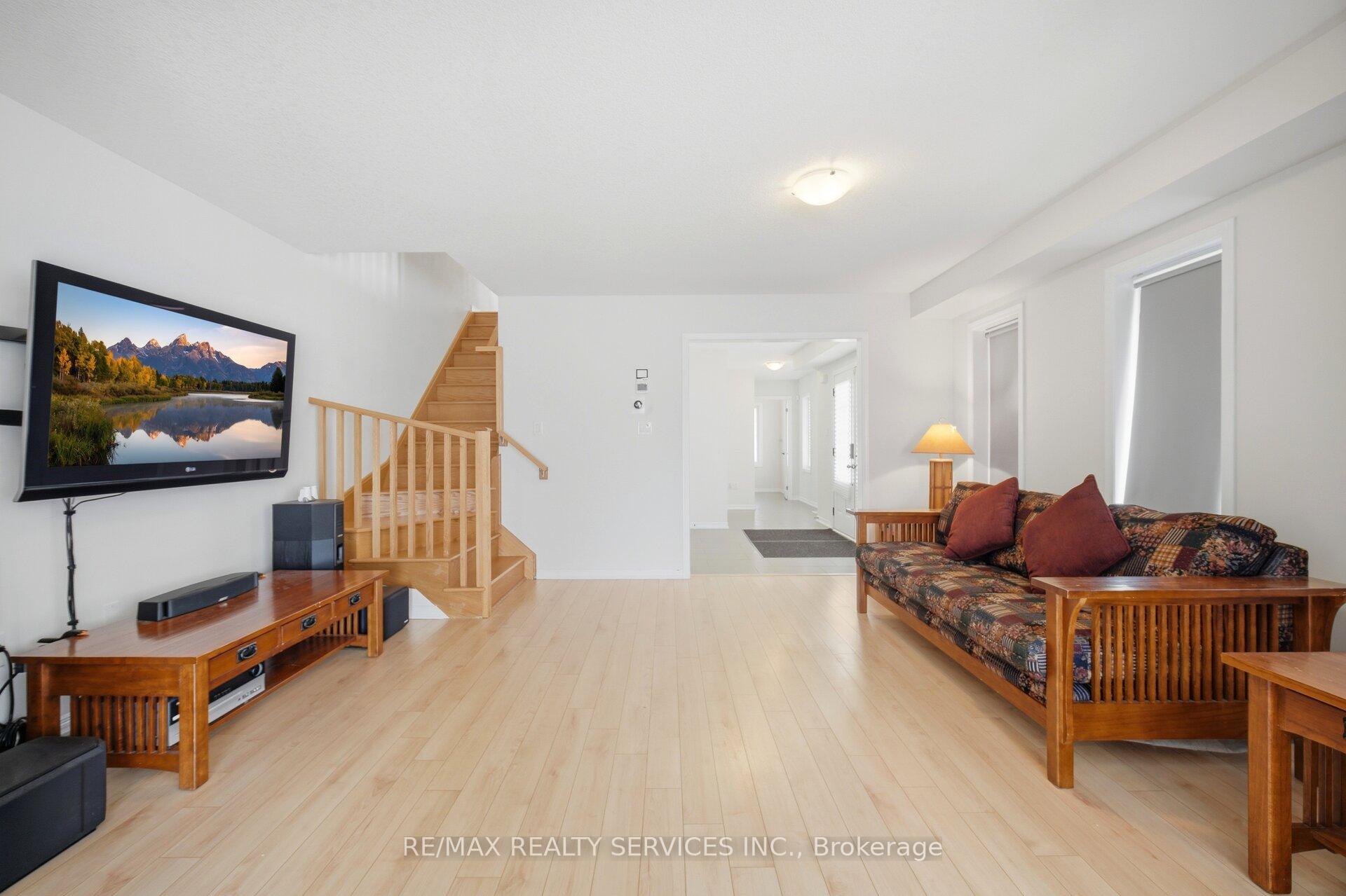 Photo 61 of 144 Baffin Crescent, Brampton, Northwest Brampton — HOMEH