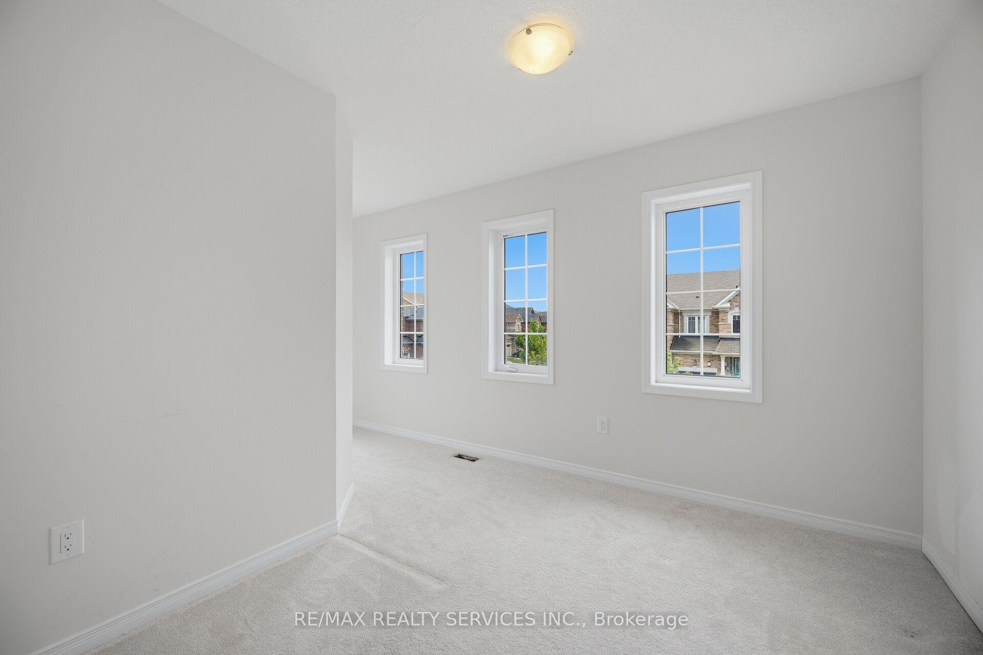 Photo 69 of 144 Baffin Crescent, Brampton, Northwest Brampton — HOMEH