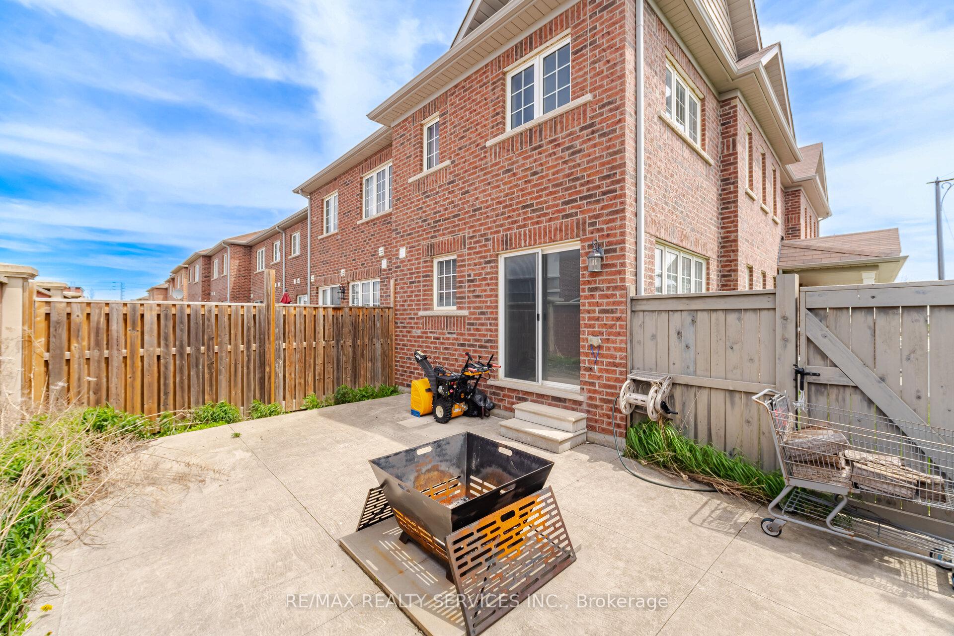 Photo 81 of 144 Baffin Crescent, Brampton, Northwest Brampton — HOMEH