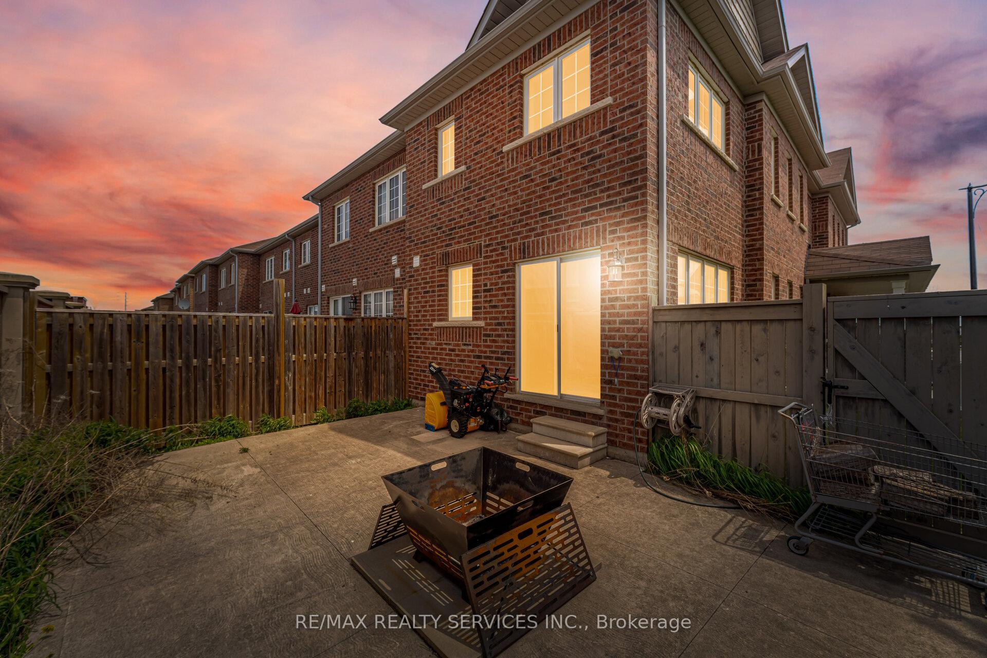 Photo 82 of 144 Baffin Crescent, Brampton, Northwest Brampton — HOMEH