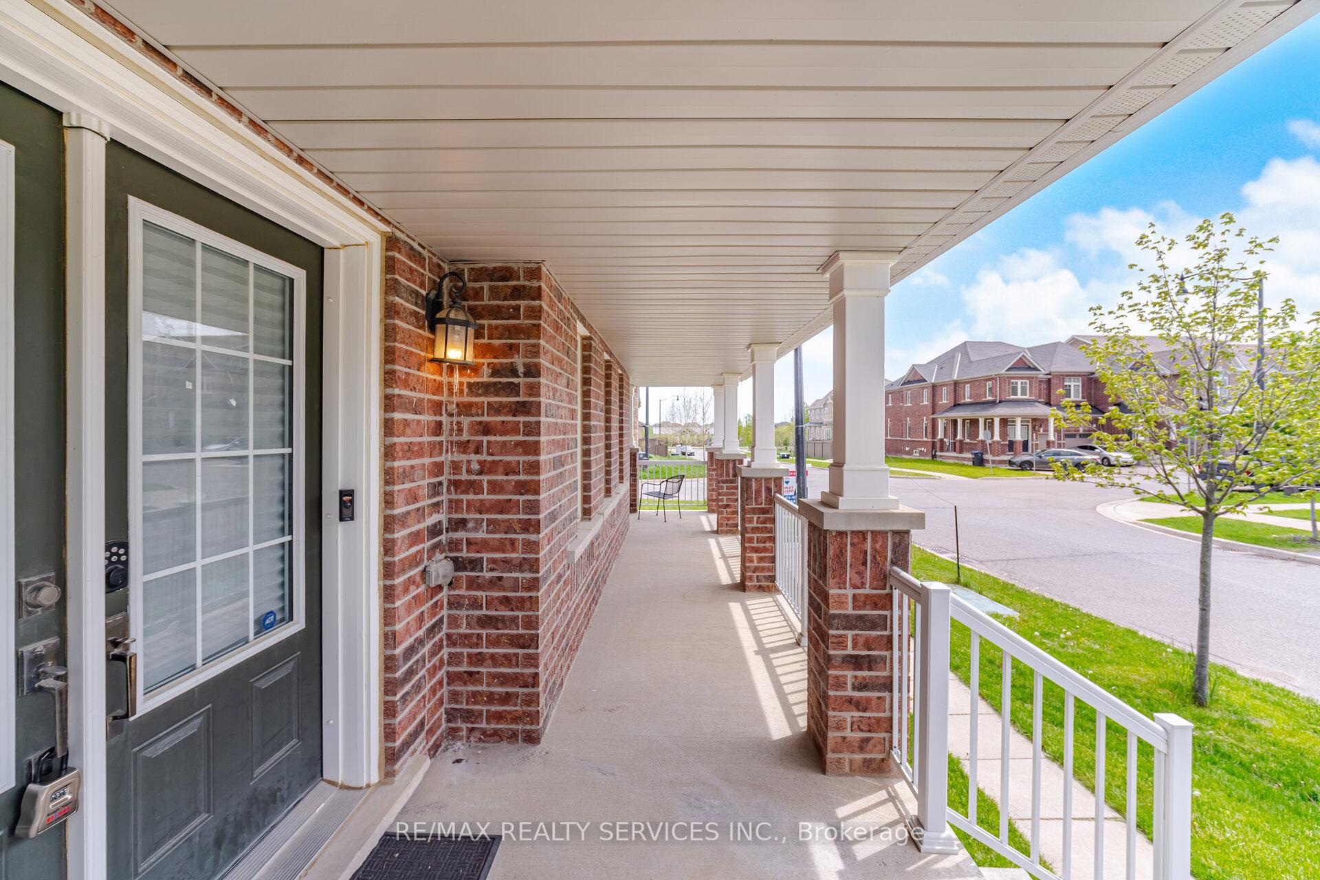 Photo 84 of 144 Baffin Crescent, Brampton, Northwest Brampton — HOMEH