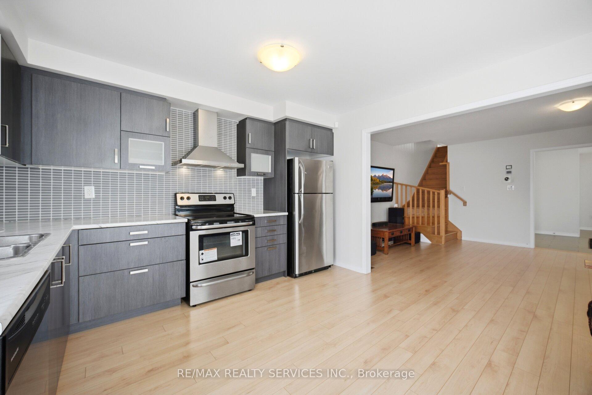 Photo 86 of 144 Baffin Crescent, Brampton, Northwest Brampton — HOMEH