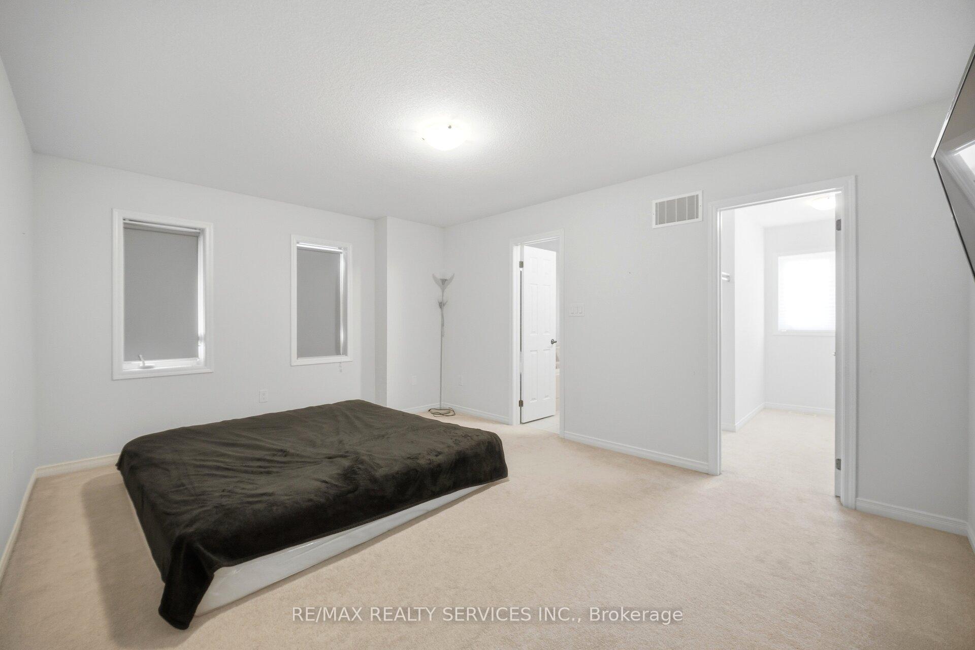 Photo 88 of 144 Baffin Crescent, Brampton, Northwest Brampton — HOMEH