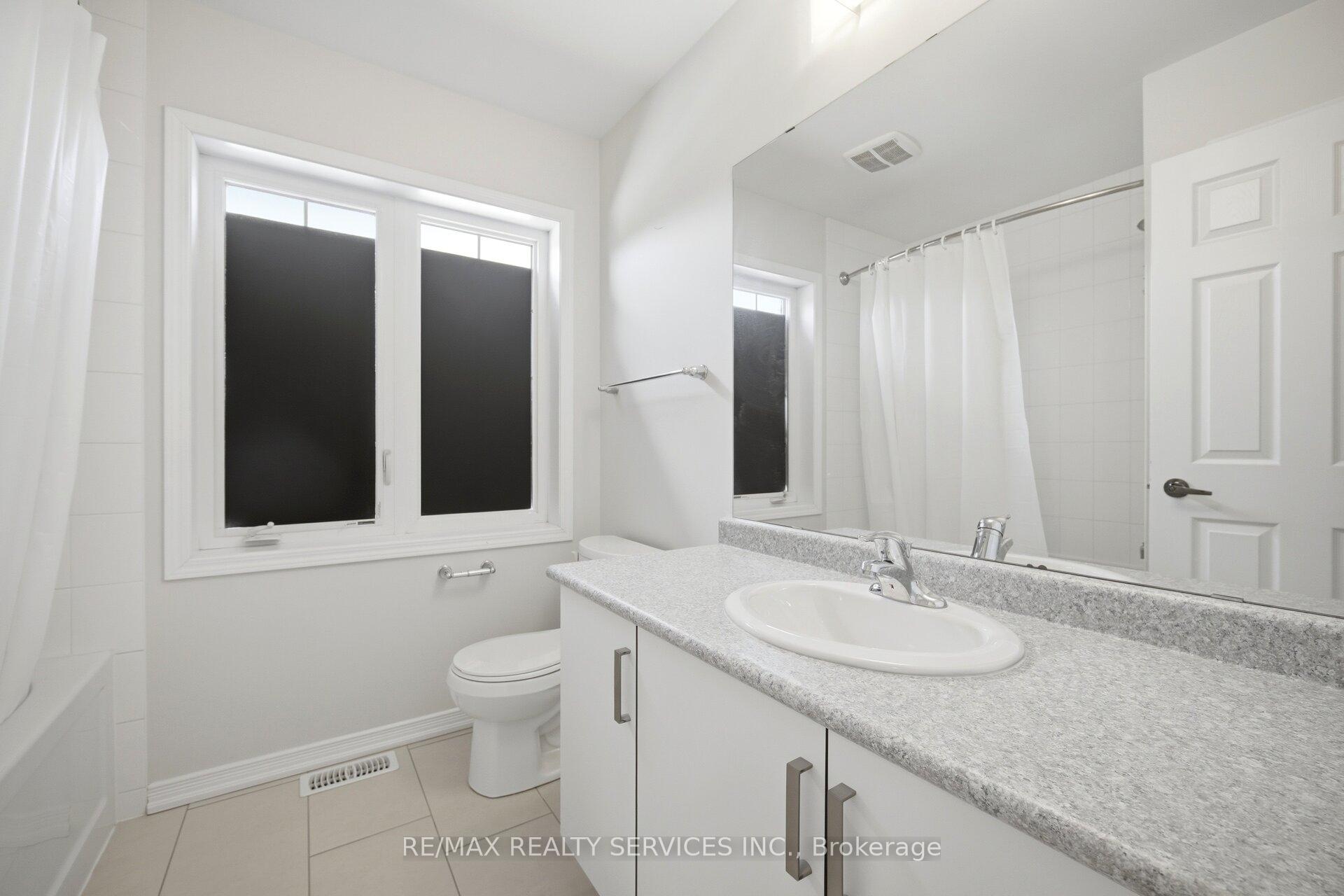 Photo 89 of 144 Baffin Crescent, Brampton, Northwest Brampton — HOMEH