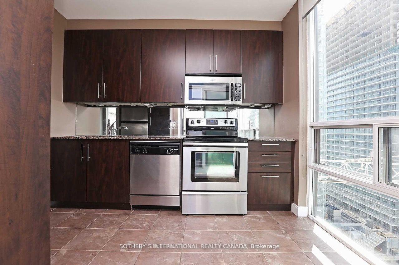 Photo 12 of Unit 1806, 88 Broadway Avenue, Toronto, Mount Pleasant West — HOMEH