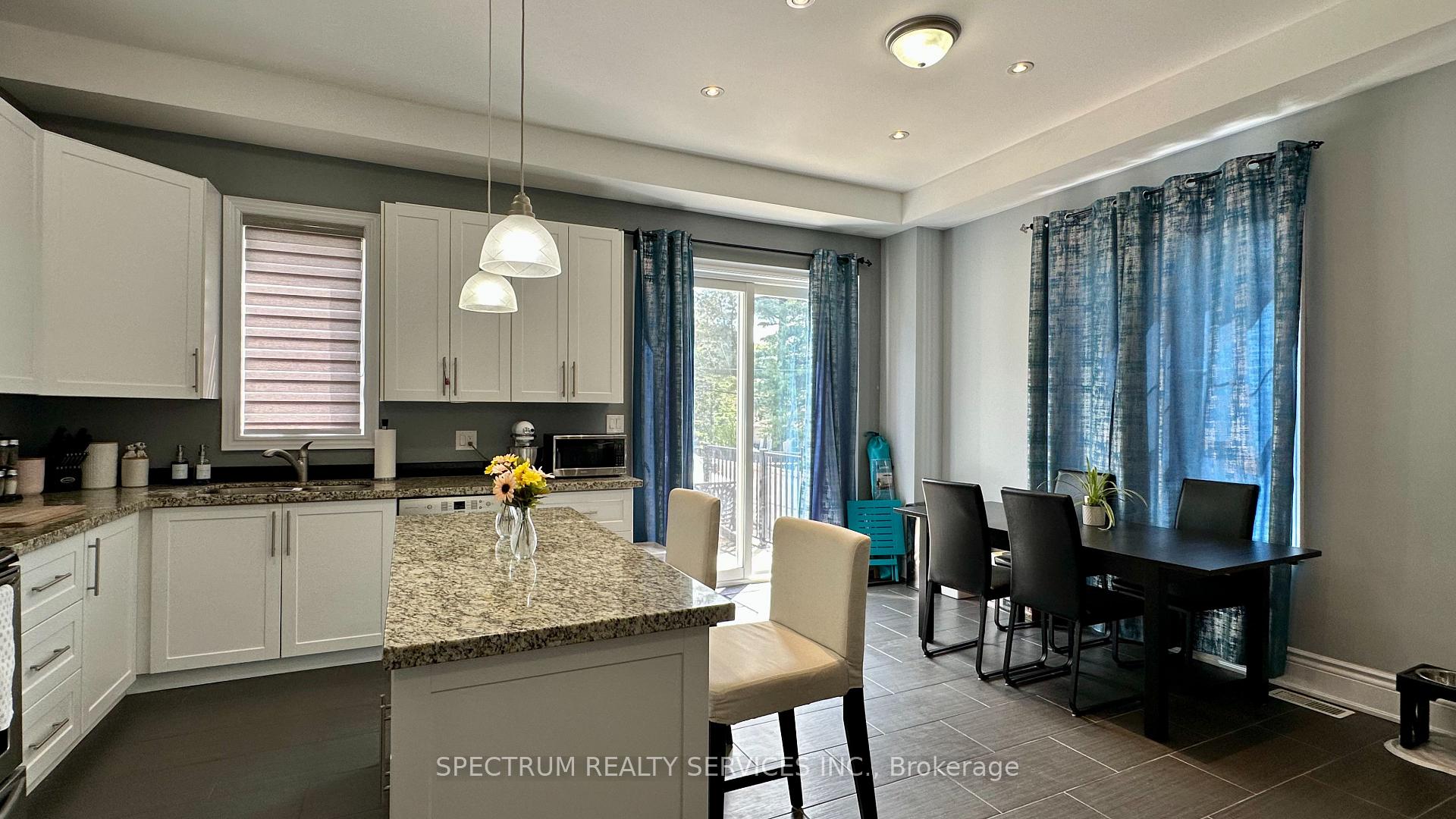 Photo 5 of Unit Upper, 13143 Highway 27, King, Nobleton — HOMEH
