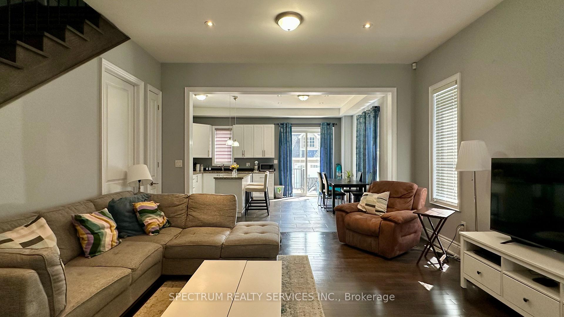 Photo 6 of Unit Upper, 13143 Highway 27, King, Nobleton — HOMEH