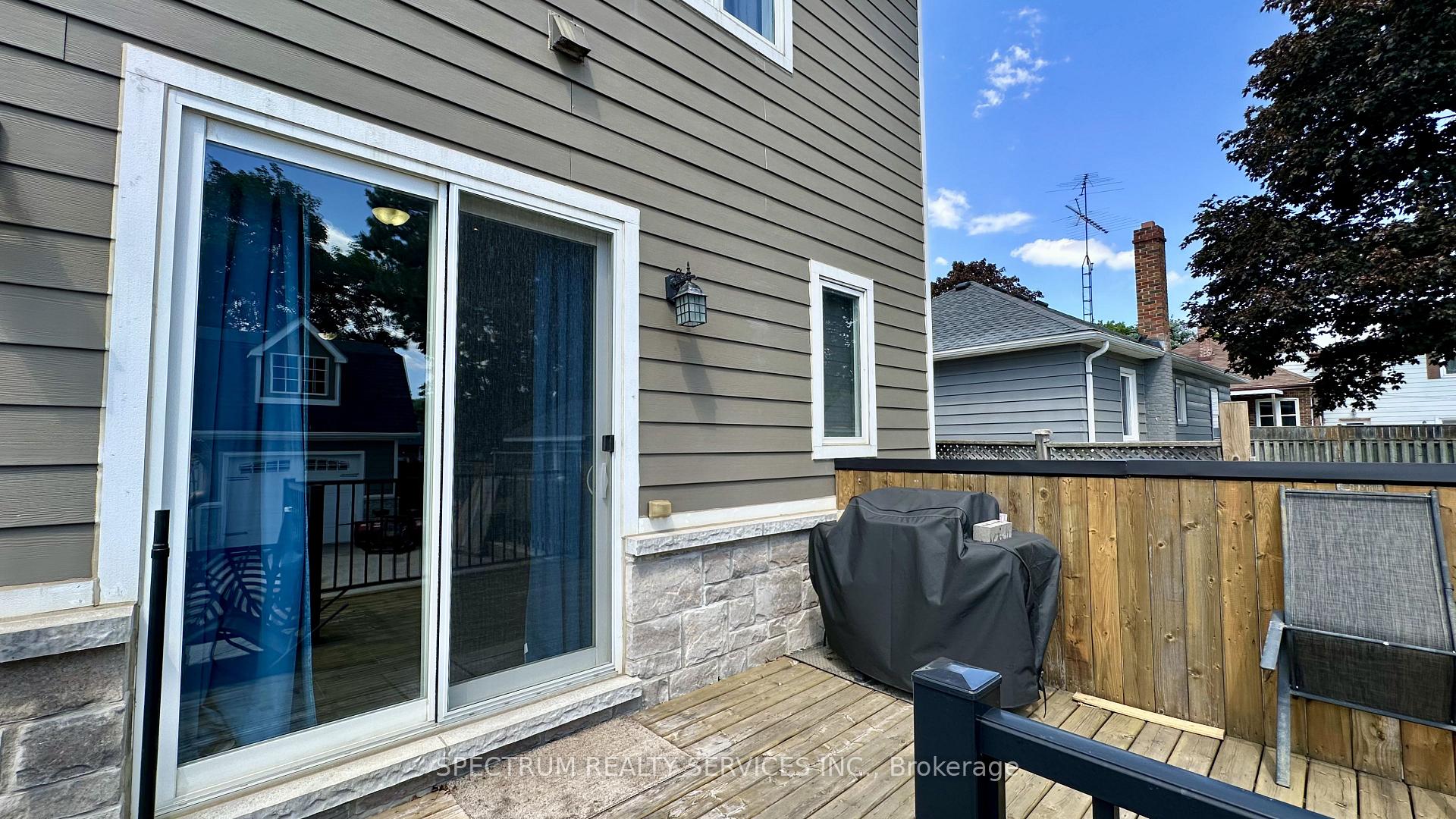 Photo 13 of Unit Upper, 13143 Highway 27, King, Nobleton — HOMEH