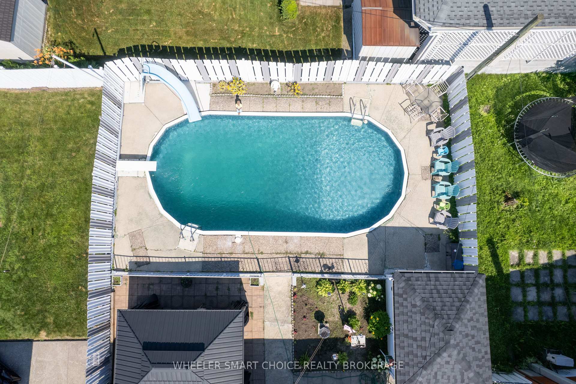 Photo 3 of 542 Anthony Street, Cornwall, Cornwall — HOMEH