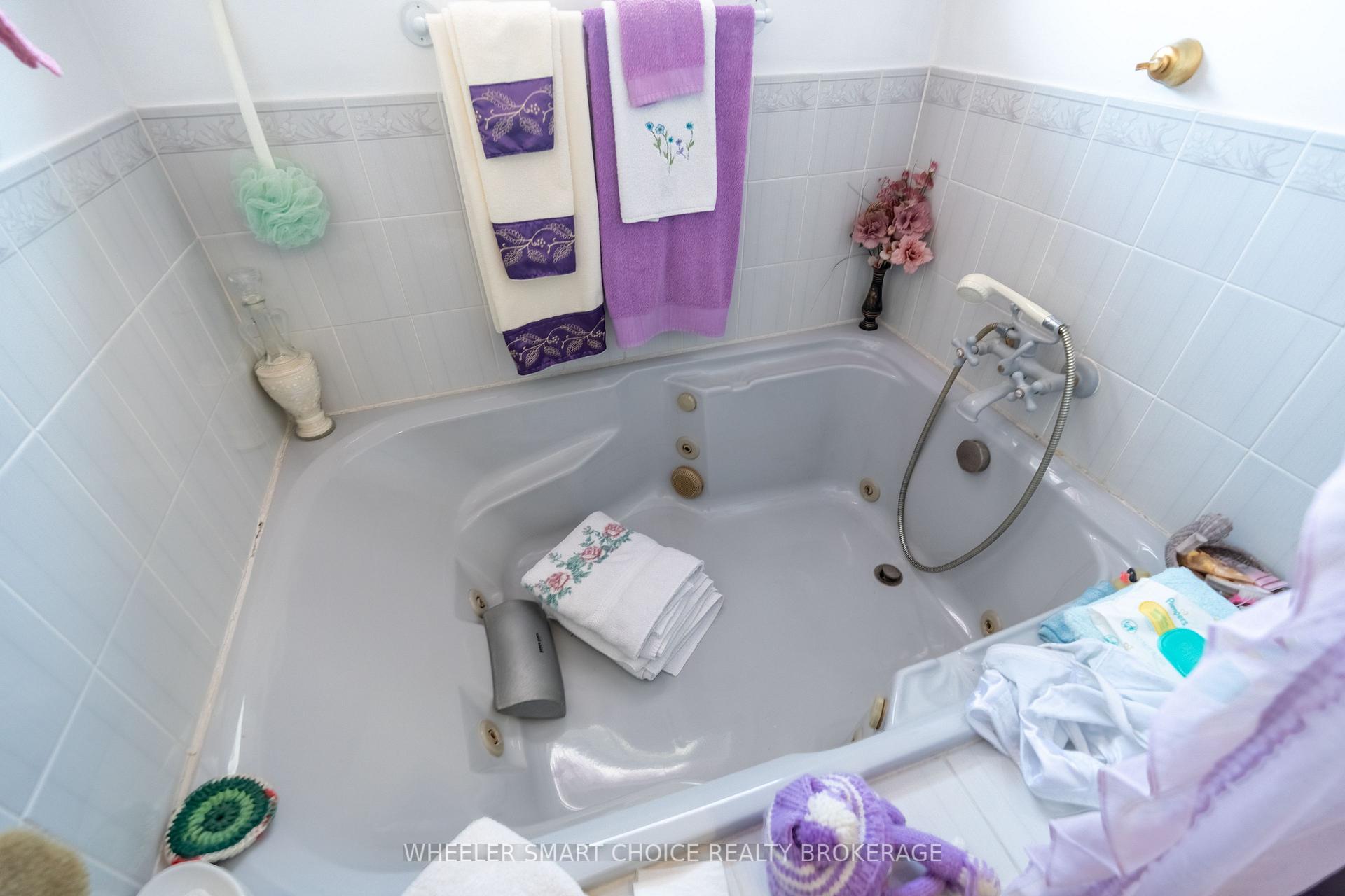 Photo 11 of 542 Anthony Street, Cornwall, Cornwall — HOMEH