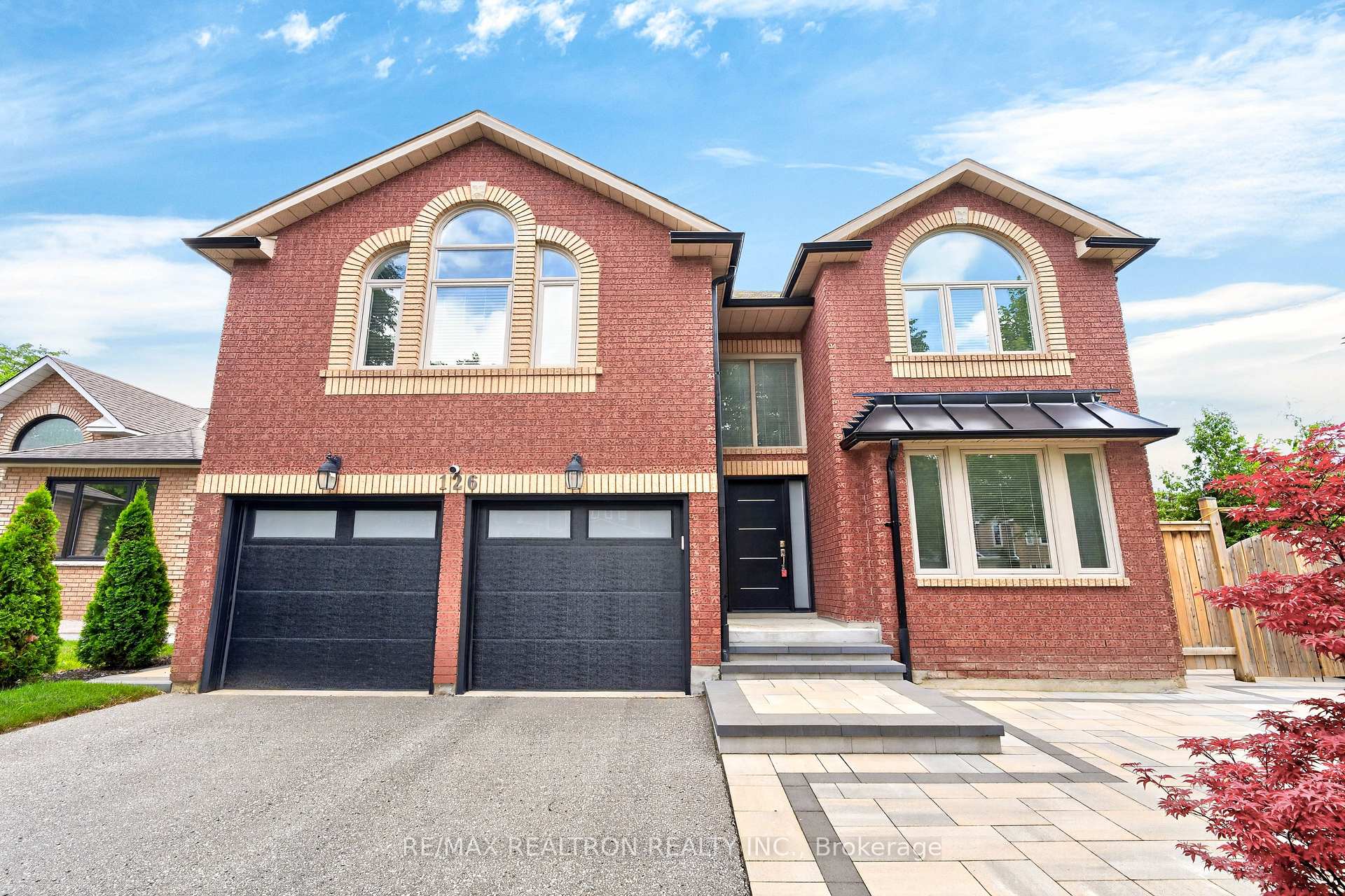 Photo 1 of 126 Old Colony Drive, Whitby, Pringle Creek — HOMEH