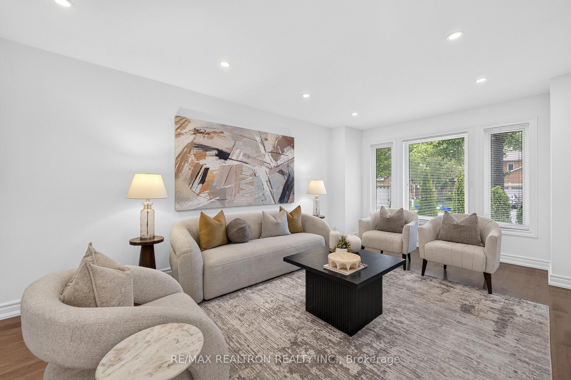 Photo 6 of 126 Old Colony Drive, Whitby, Pringle Creek — HOMEH