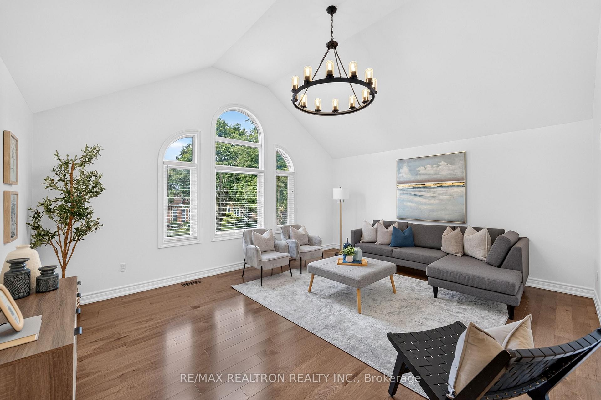 Photo 21 of 126 Old Colony Drive, Whitby, Pringle Creek — HOMEH