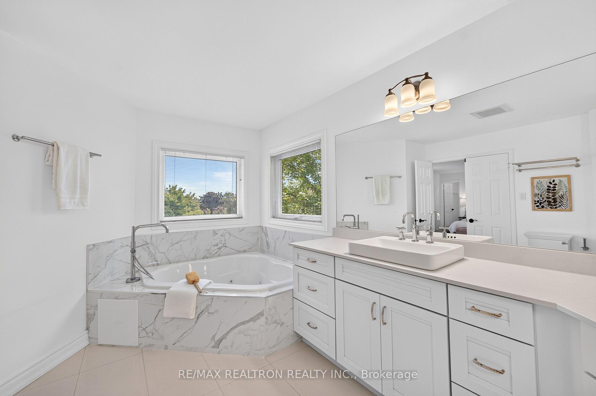 Photo 30 of 126 Old Colony Drive, Whitby, Pringle Creek — HOMEH