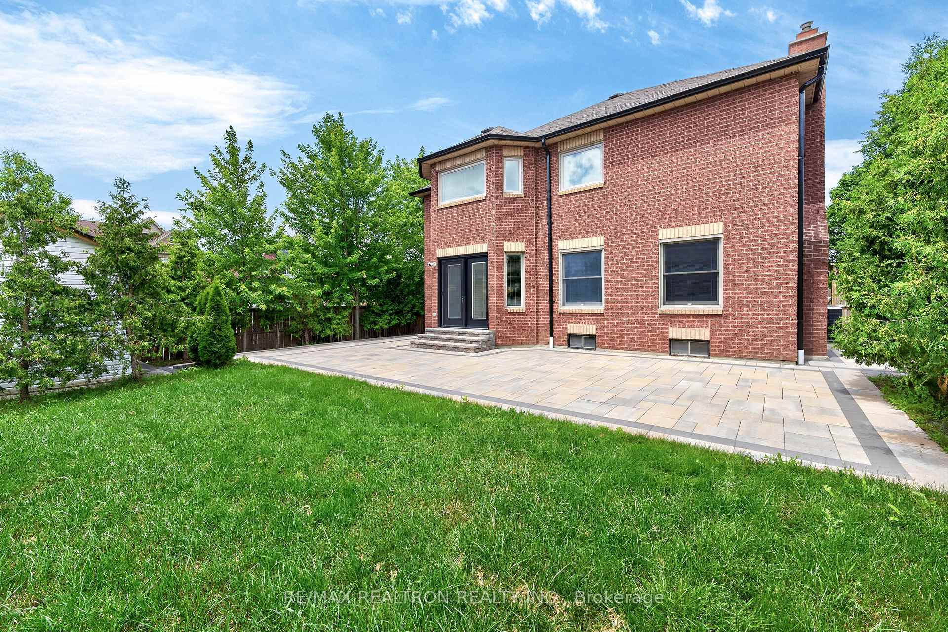 Photo 43 of 126 Old Colony Drive, Whitby, Pringle Creek — HOMEH