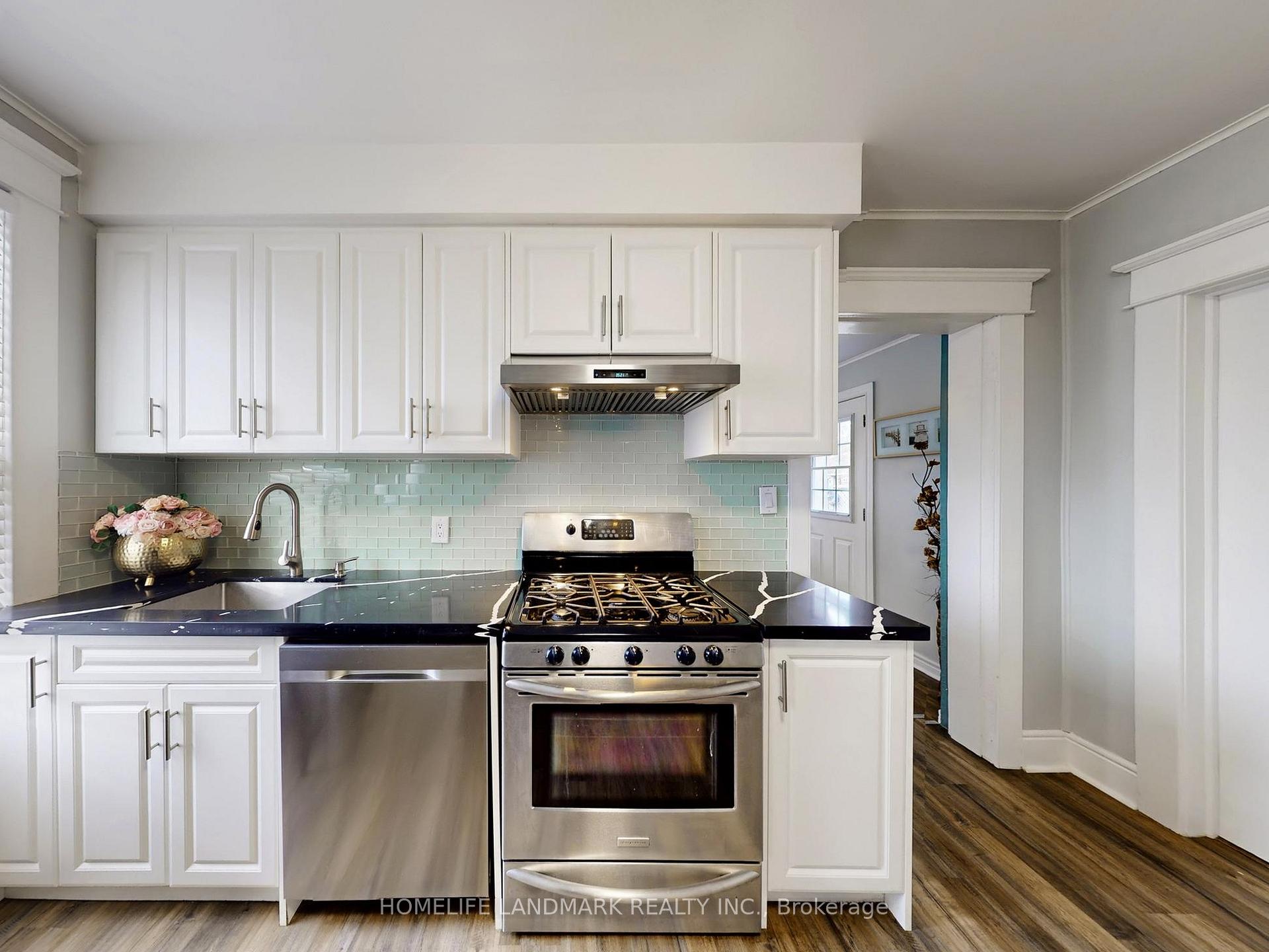 Photo 7 of 674 Colborne Street E, Brantford, Echo Place — HOMEH