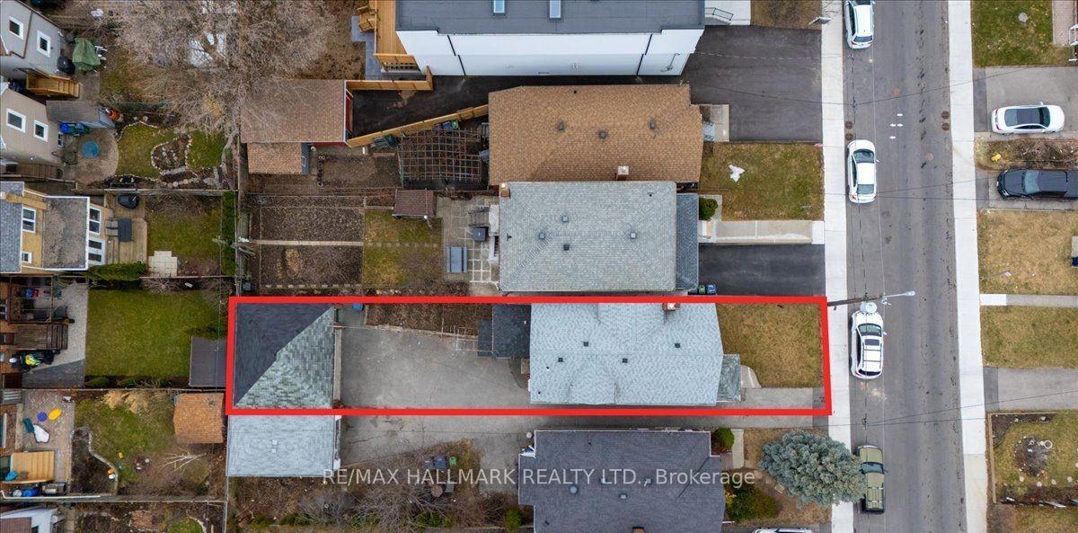 Photo 24 of 39 Lanark Avenue, Toronto, Oakwood Village — HOMEH
