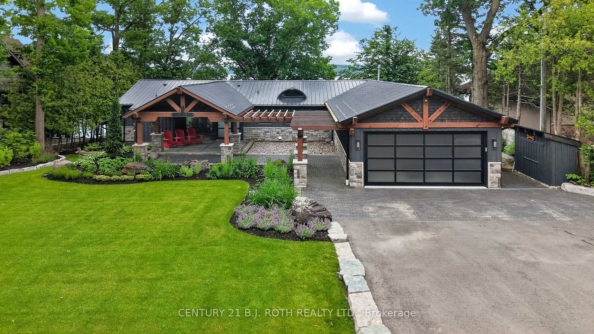 Photo 1 of 9 Barrie Terrace, Oro-Medonte, Rural Oro-Medonte — HOMEH