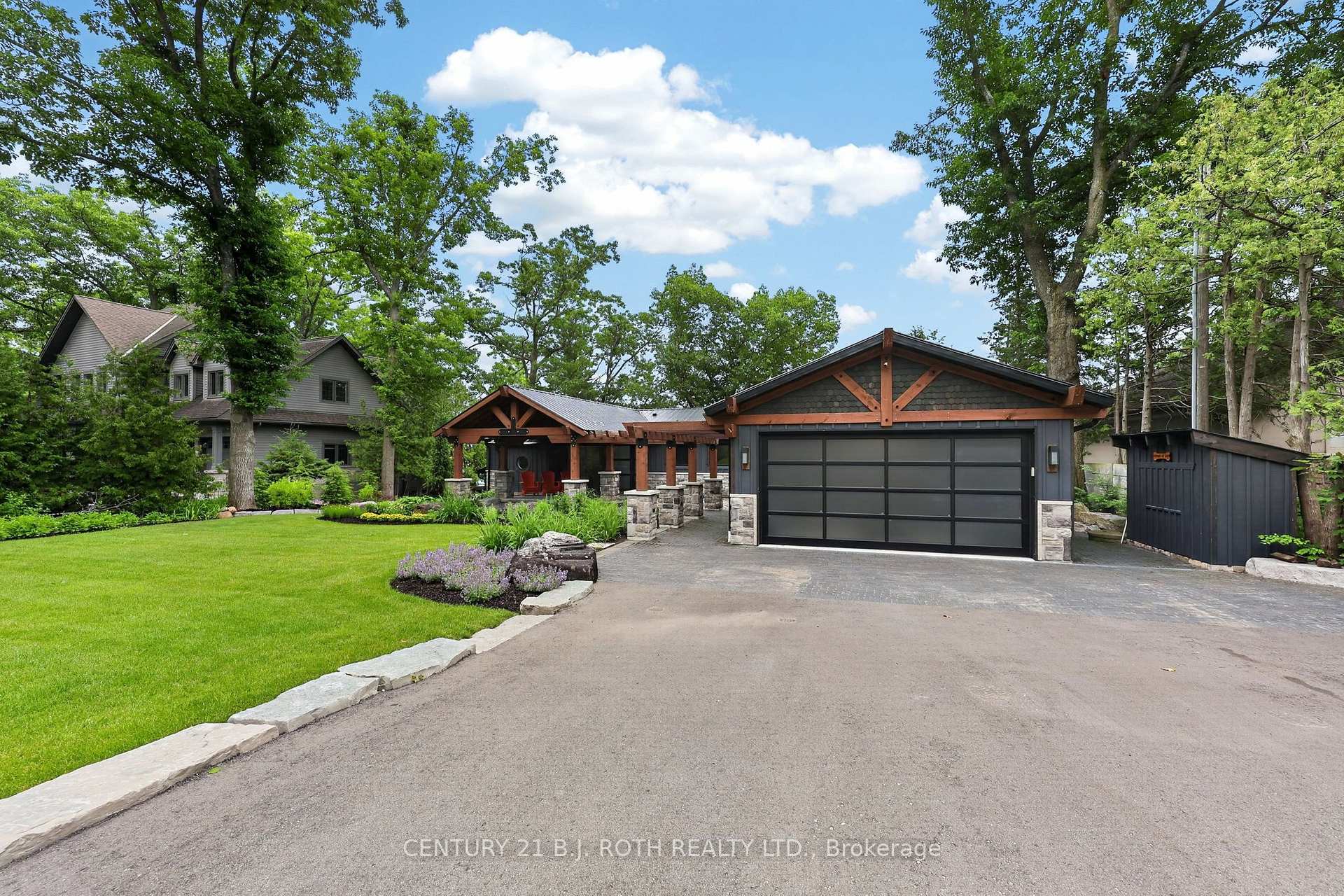 Photo 3 of 9 Barrie Terrace, Oro-Medonte, Rural Oro-Medonte — HOMEH