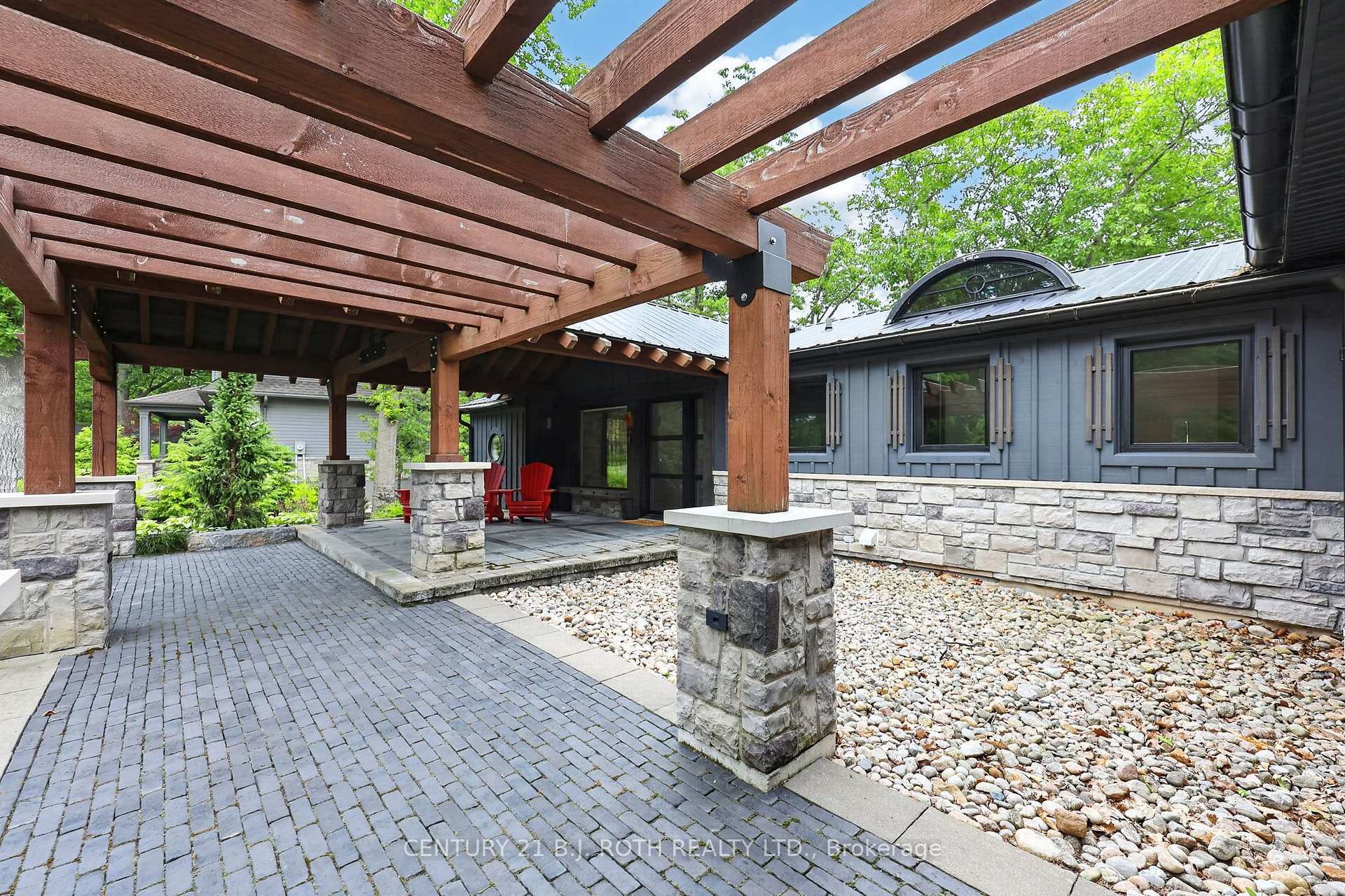 Photo 6 of 9 Barrie Terrace, Oro-Medonte, Rural Oro-Medonte — HOMEH