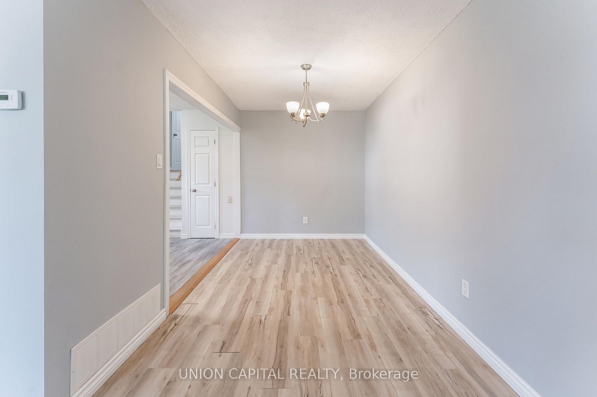 Photo 8 of 443 Brest Court, Oshawa, Central — HOMEH
