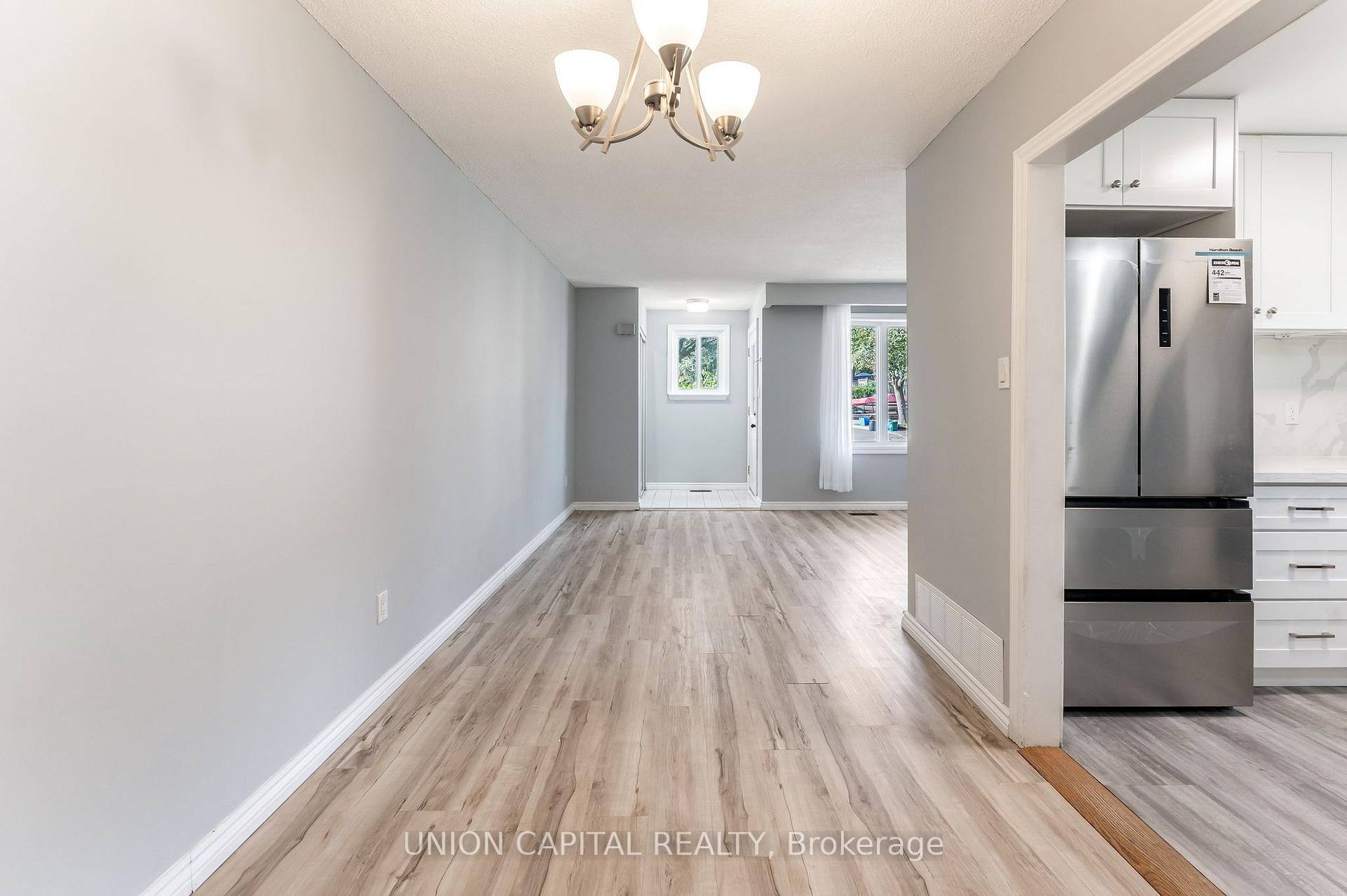 Photo 10 of 443 Brest Court, Oshawa, Central — HOMEH
